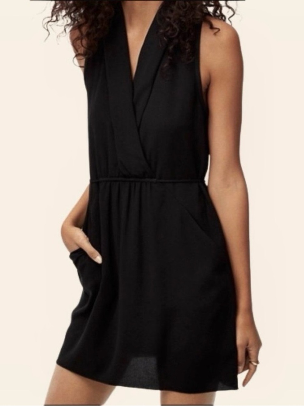 Wilfred • XXS • Faux Wrap V Neck Sleeveless Tie Waist Short Black Dress Sabine